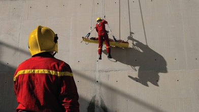 HSSE rescue training exercise at a refinery
