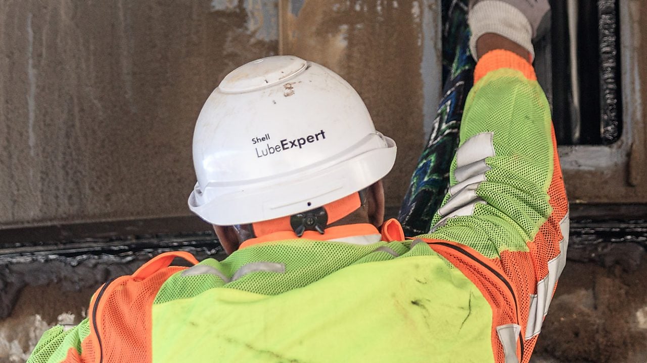 Shell Mining Lube Expert working on Mining industry equipment