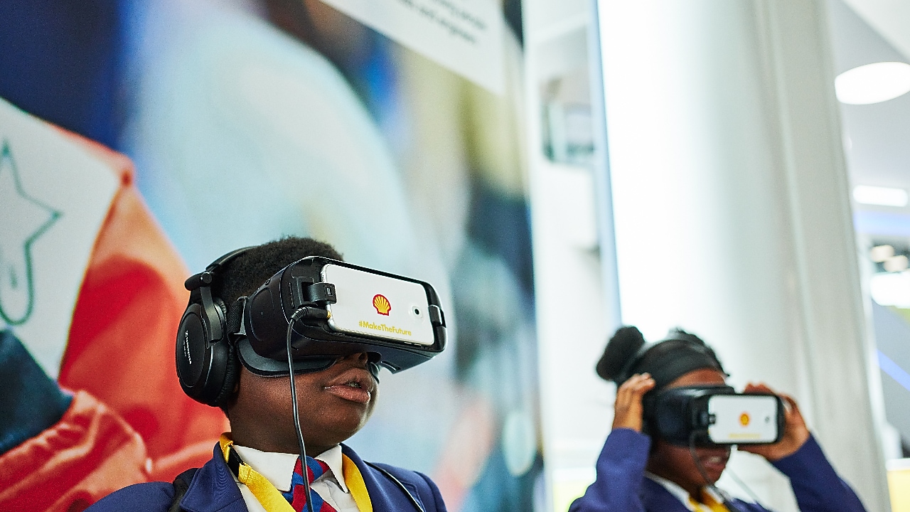 School children using Artificial Intelligence tools. 