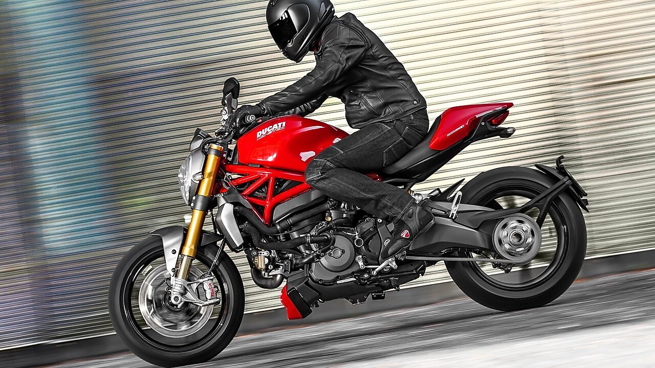 Man riding a bike which is using the Superior Engine Oil For Bikes